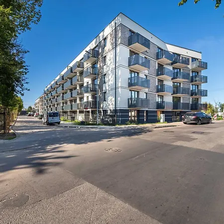 Elegant & Modern With Water View By Renters Gdańsk