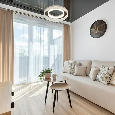 Elegant & Modern With Water View By Renters