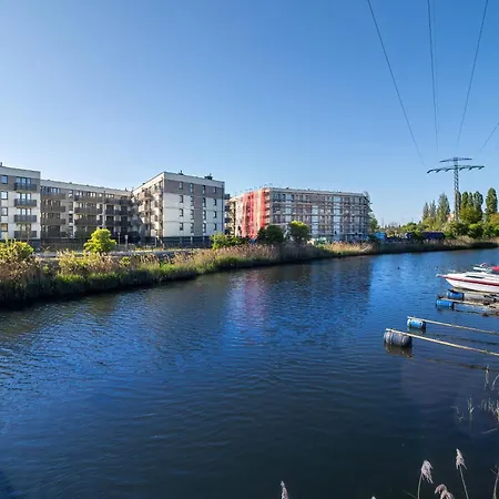 Riverside With Water View By Renters Appartement Gdańsk