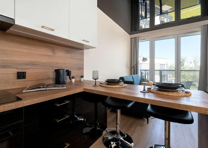 Riverside With Water View By Renters Apartment Danzig