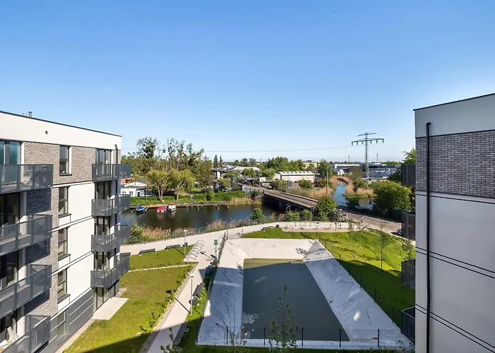 Apartment Riverside With Water View By Renters *