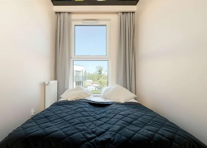 Riverside With Water View By Renters Apartment