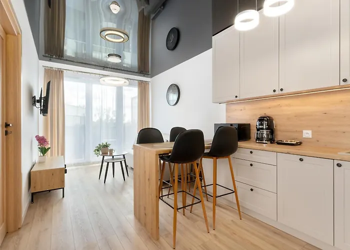 Riverside With Water View By Renters Gdańsk