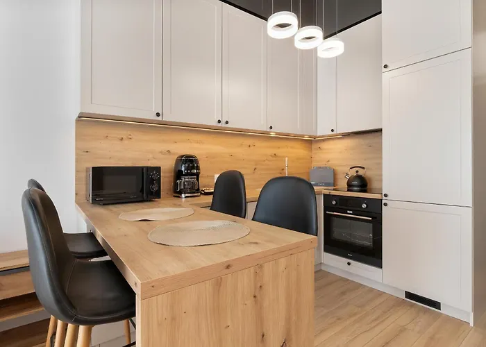 Riverside With Water View By Renters *
