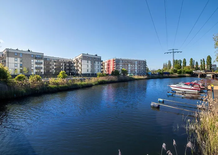 Riverside With Water View By Renters Apartment Danzig