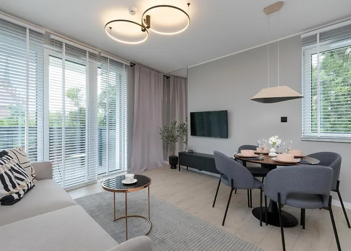 Apartment Riverside With Water View By Renters