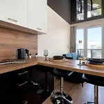 Riverside With Water View By Renters Appartamento Danzica