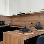 Appartamento Riverside With Water View By Renters Danzica