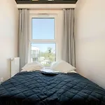 Riverside With Water View By Renters Appartamento