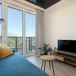 Riverside With Water View By Renters *