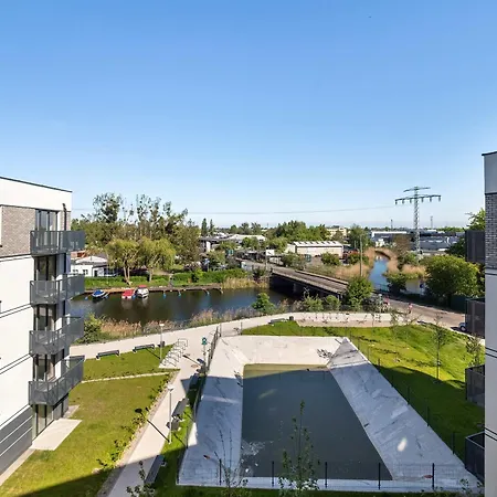 Apartment Riverside With Water View By Renters *