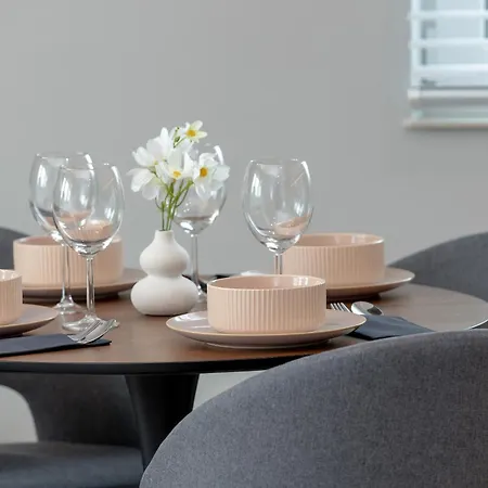 Riverside With Water View By Renters * 그단스크