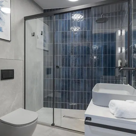 Riverside With Water View By Renters * 그단스크